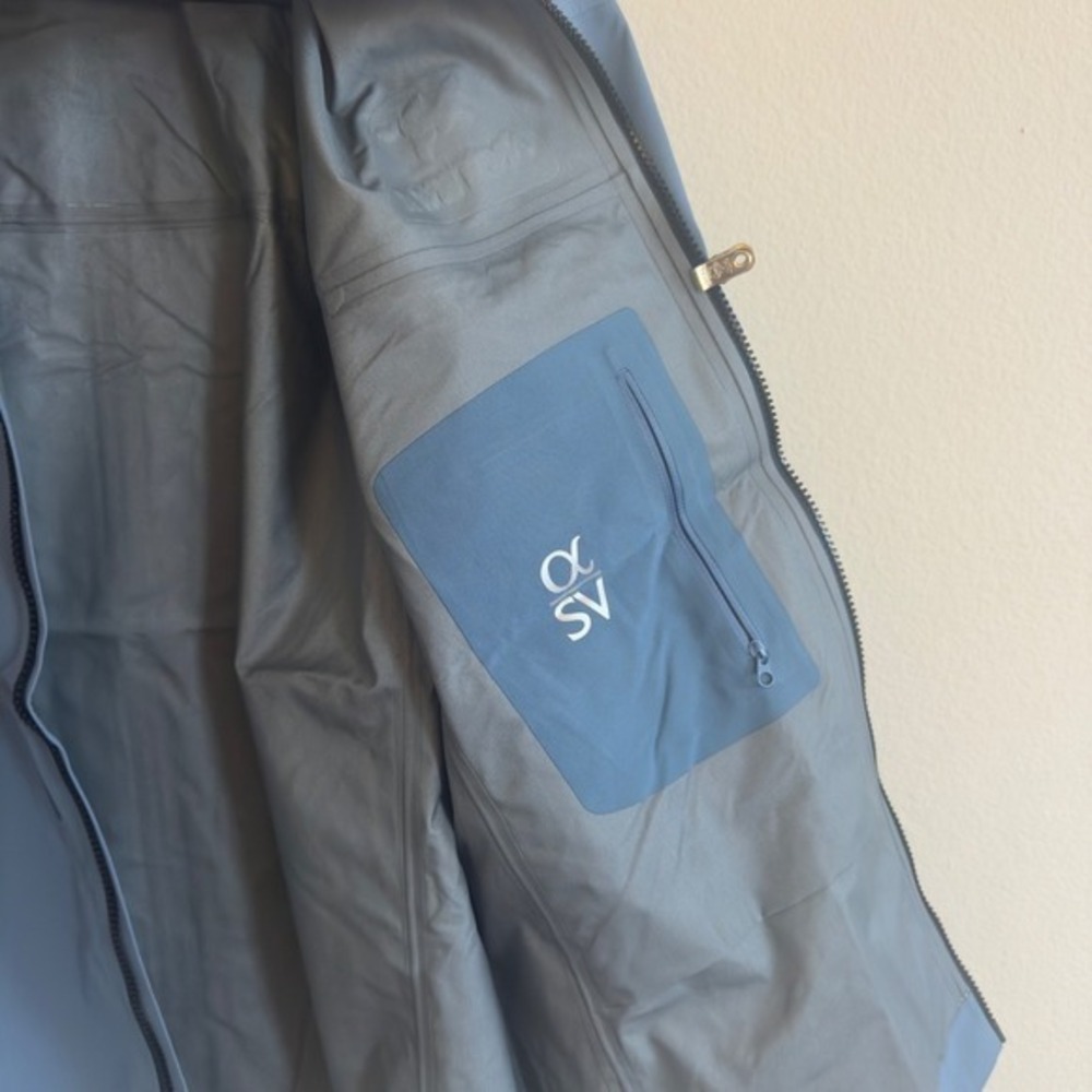 Arc'teryx Alpha SV Stone Wash Blue jacket size medium - Picture 8 of 12